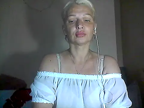 Snapshot of MaryJane441 chatting on July 16, 2026, 8:53 am MaryJane441 online show from July 16, 2026, 8:53 am
