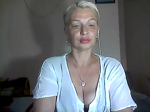 Snapshot of MaryJane441 chatting on July 22, 2026, 8:33 pm MaryJane441 online show from July 22, 2026, 8:33 pm