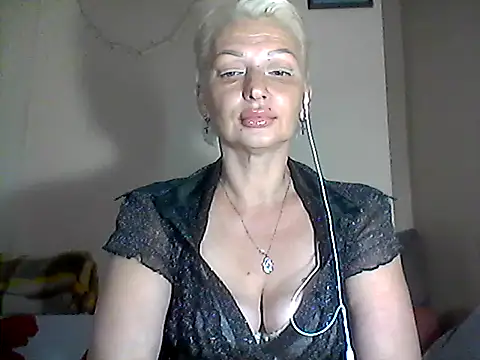 Snapshot of MaryJane441 chatting on July 24, 2026, 8:29 pm MaryJane441 online show from July 24, 2026, 8:29 pm