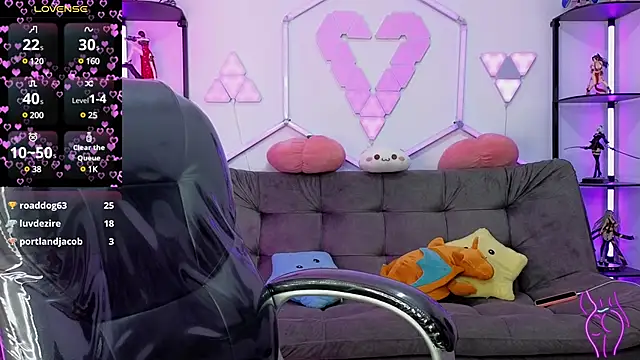 Snapshot of littlevixen18 chatting on February 24, 2025, 5:42 pm littlevixen18 online show from February 24, 2025, 5:42 pm