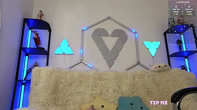 Snapshot of littlevixen18 chatting on November 5, 2025, 1:55 pm littlevixen18 online show from November 5, 2025, 1:55 pm