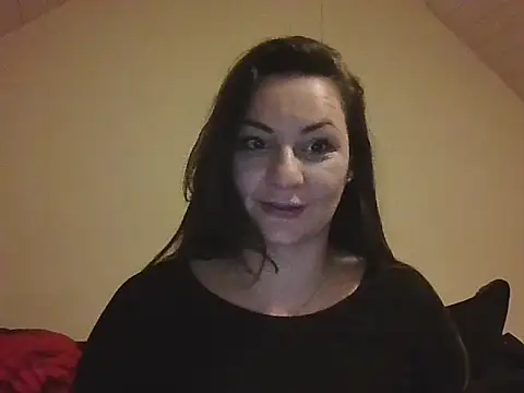 casssymooon online show from December 2, 2025, 9:54 pm