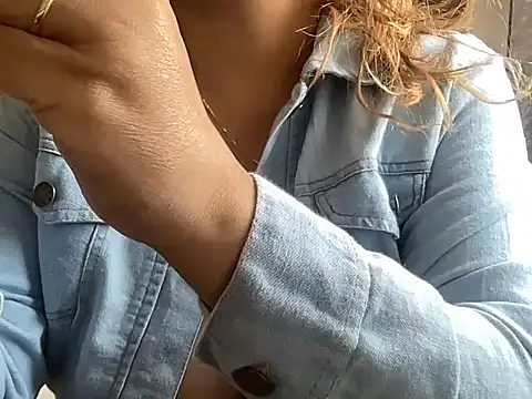 Snapshot of sassypooja chatting on January 21, 2025, 7:37 am sassypooja online show from January 21, 2025, 7:37 am