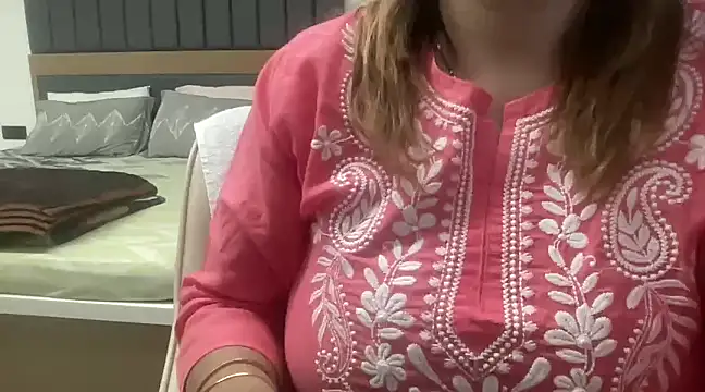 Snapshot of sassypooja chatting on February 8, 2025, 10:07 am sassypooja online show from February 8, 2025, 10:07 am