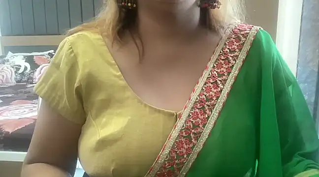 Snapshot of sassypooja chatting on February 11, 2025, 6:40 am sassypooja online show from February 11, 2025, 6:40 am