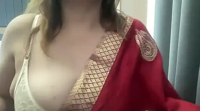 Snapshot of sassypooja chatting on February 13, 2025, 10:02 am sassypooja online show from February 13, 2025, 10:02 am