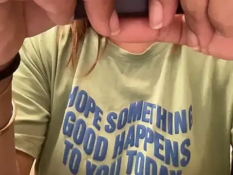 Snapshot of sassypooja chatting on February 24, 2025, 3:42 pm sassypooja online show from February 24, 2025, 3:42 pm