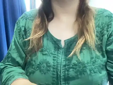 Snapshot of sassypooja chatting on September 30, 2025, 7:02 am sassypooja online show from September 30, 2025, 7:02 am