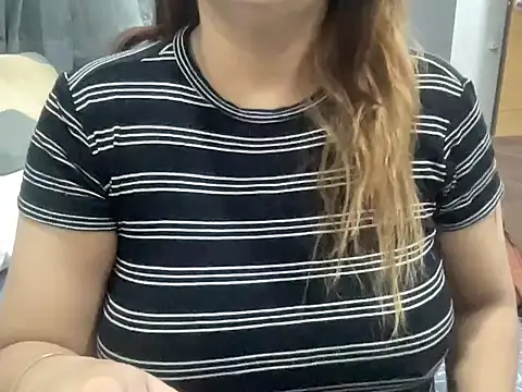 Snapshot of sassypooja chatting on October 13, 2025, 5:51 am sassypooja online show from October 13, 2025, 5:51 am