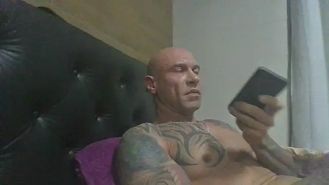 Arc8njoblack online show from July 3, 2026, 3:35 am