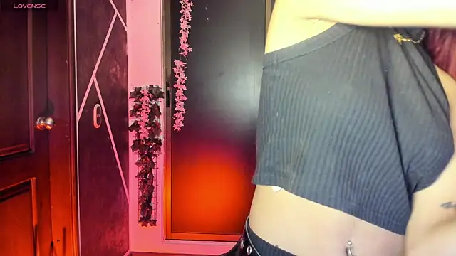 Snapshot of SexyNaf chatting on November 13, 2025, 7:46 pm SexyNaf online show from November 13, 2025, 7:46 pm