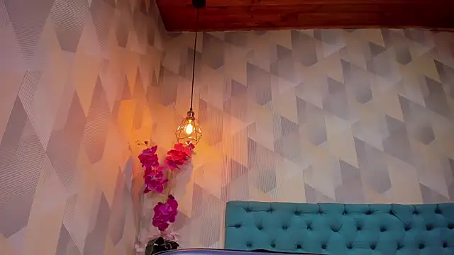 Snapshot of AnnieSoul chatting on November 26, 2025, 1:56 pm AnnieSoul online show from November 26, 2025, 1:56 pm