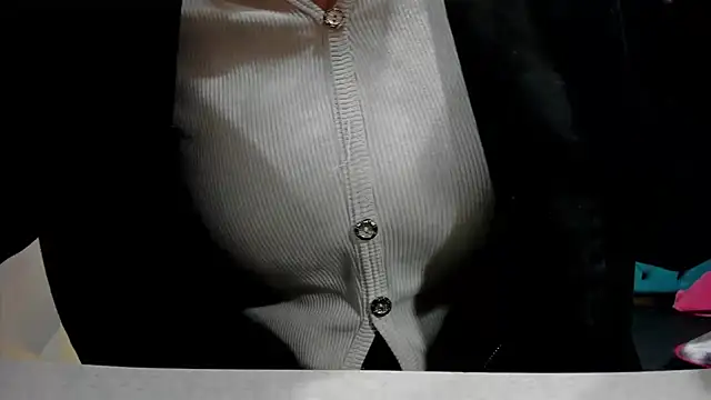 Snapshot of AnnieSoul chatting on November 29, 2025, 3:15 pm AnnieSoul online show from November 29, 2025, 3:15 pm