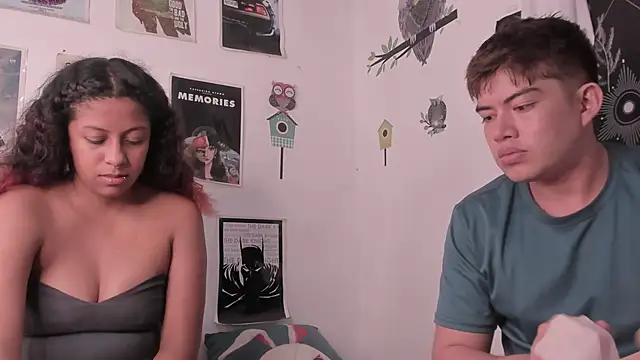 Snapshot of hothoneychile chatting on December 11, 2024, 3:02 am hothoneychile online show from December 11, 2024, 3:02 am