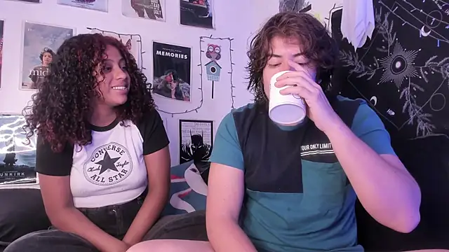 Snapshot of hothoneychile chatting on September 9, 2025, 2:05 pm hothoneychile online show from September 9, 2025, 2:05 pm