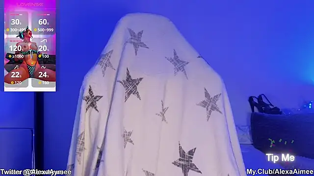 AlexaAimee online show from November 11, 2025, 12:21 am