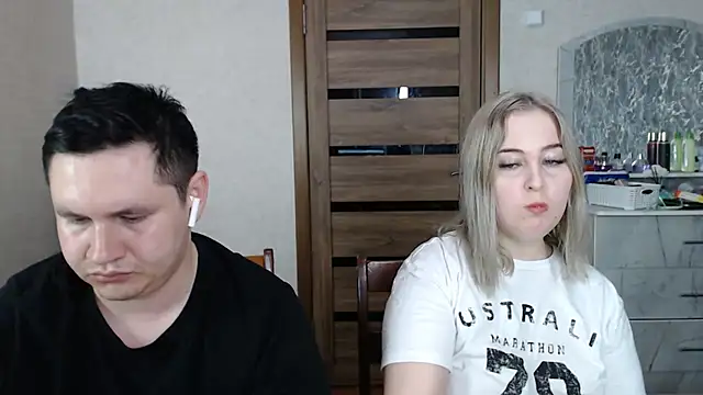 Kristy-Max online show from February 28, 2025, 11:12 pm