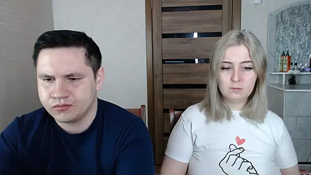 Kristy-Max online show from March 5, 2025, 6:12 pm