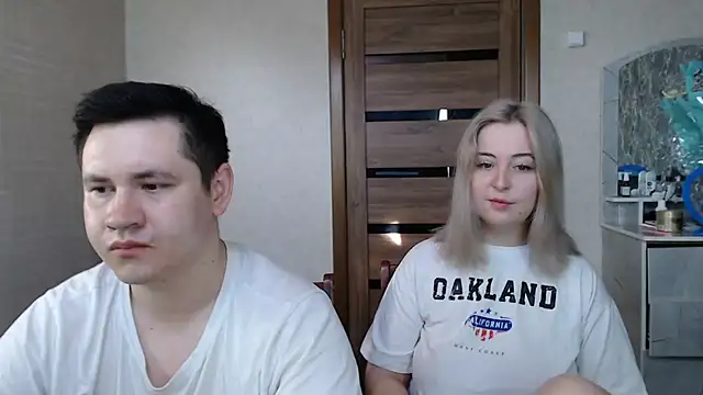 Kristy-Max online show from March 17, 2025, 3:36 am