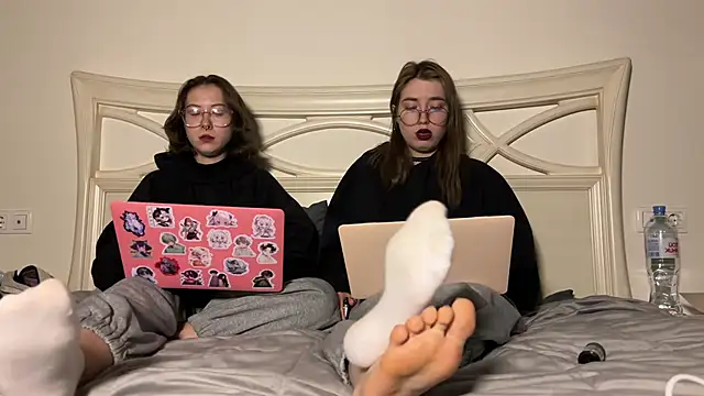 Snapshot of urmissalice chatting on February 4, 2025, 9:41 pm urmissalice online show from February 4, 2025, 9:41 pm