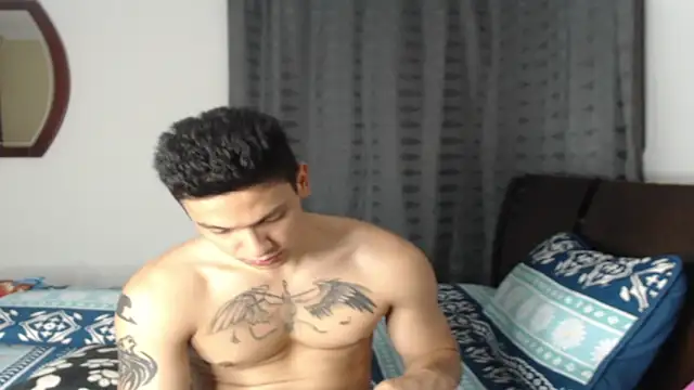 Snapshot of Tobicutee chatting on January 14, 2026, 12:38 am Tobicutee online show from January 14, 2026, 12:38 am