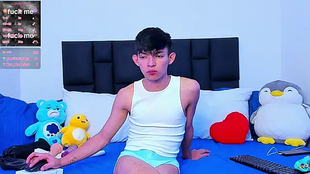Tonny twink  online show from March 5, 2025, 6:01 pm