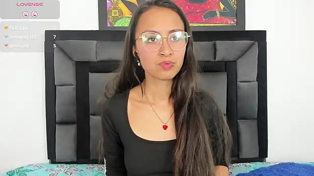 tatiana valencia online show from March 17, 2025, 12:25 pm