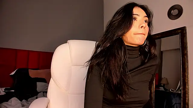 Giovanna oliveira online show from March 13, 2026, 5:47 am