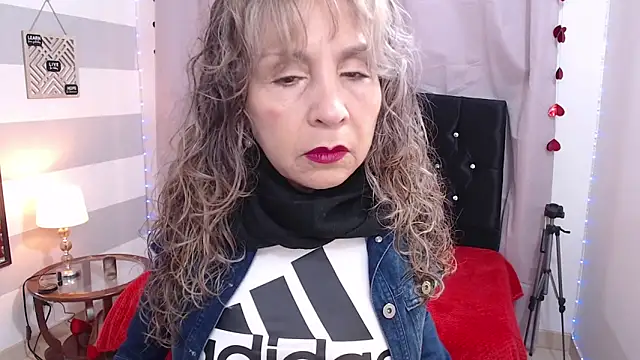 Snapshot of Afrodita_sg chatting on May 30, 2026, 2:14 pm Afrodita sg online show from May 30, 2026, 2:14 pm