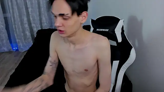 CHERLYBAY online show from December 17, 2024, 1:07 am