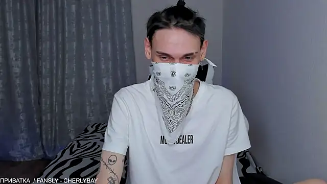 CHERLYBAY online show from March 1, 2025, 11:04 pm