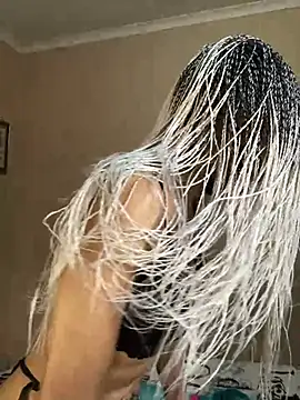 niccki3 online show from December 21, 2024, 6:41 am