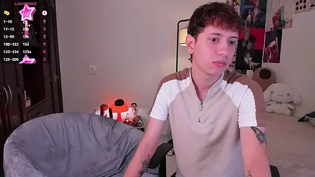 Snapshot of angel_bless19 chatting on October 1, 2025, 10:16 pm angel bless19 online show from October 1, 2025, 10:16 pm