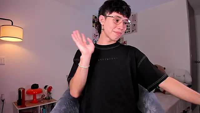 angel bless19 online show from January 5, 2026, 8:23 pm