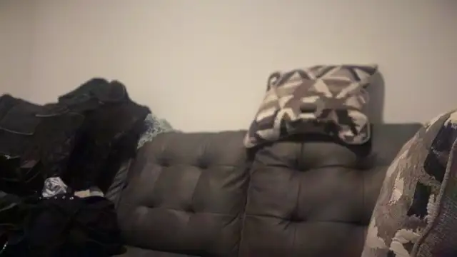 Snapshot of RavenRayyy chatting on October 22, 2025, 4:35 am RavenRayyy online show from October 22, 2025, 4:35 am