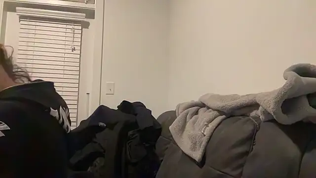 Snapshot of RavenRayyy chatting on October 30, 2025, 6:26 am RavenRayyy online show from October 30, 2025, 6:26 am