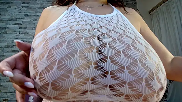 KairaFantasyy online show from June 12, 2026, 8:41 pm