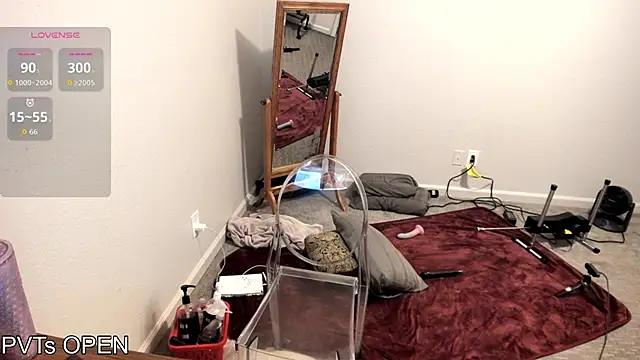 Peaches N Kreme online show from November 17, 2025, 4:40 am