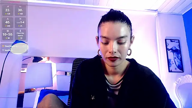 paulinabarnett- online show from March 4, 2025, 3:15 pm