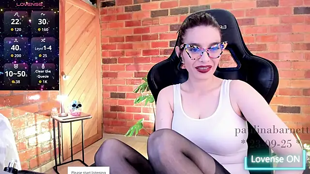 paulinabarnett- online show from September 23, 2025, 3:15 pm