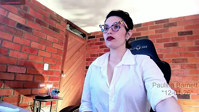 paulinabarnett- online show from January 12, 2026, 4:12 pm