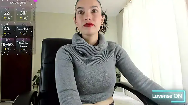 paulinabarnett- online show from June 22, 2026, 3:09 pm