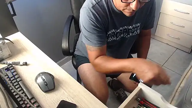 Snapshot of pepepaty chatting on October 26, 2025, 3:18 pm pepepaty online show from October 26, 2025, 3:18 pm