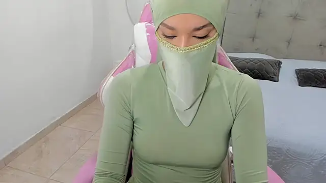 Hanaa latif online show from December 27, 2024, 7:24 pm