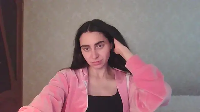 Snapshot of Kashtanka_ chatting on June 4, 2026, 9:37 am Kashtanka online show from June 4, 2026, 9:37 am