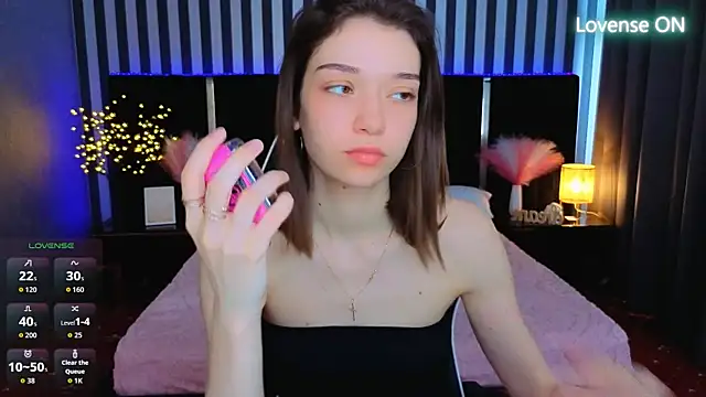 Snapshot of Cherry_Wipe chatting on June 28, 2026, 12:55 pm Cherry Wipe online show from June 28, 2026, 12:55 pm