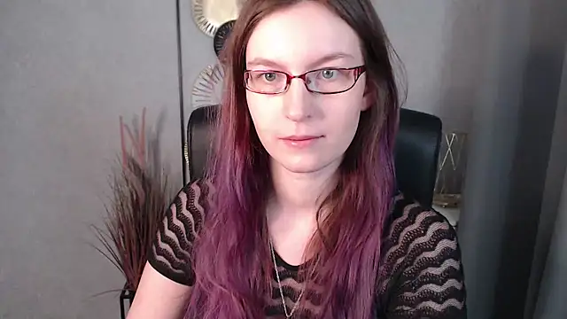 emmaxDelight online show from January 16, 2025, 10:10 am