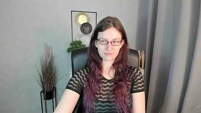 Snapshot of emmaxDelight chatting on April 2, 2026, 5:27 am emmaxDelight online show from April 2, 2026, 5:27 am