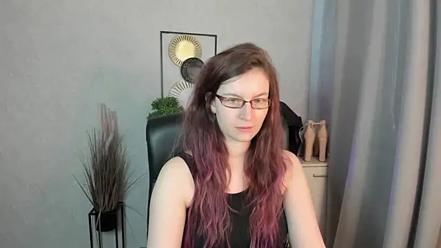 Snapshot of emmaxDelight chatting on April 23, 2026, 5:19 am emmaxDelight online show from April 23, 2026, 5:19 am