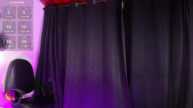 Snapshot of Mia_ross16 chatting on December 22, 2024, 7:10 pm Mia ross16 online show from December 22, 2024, 7:10 pm